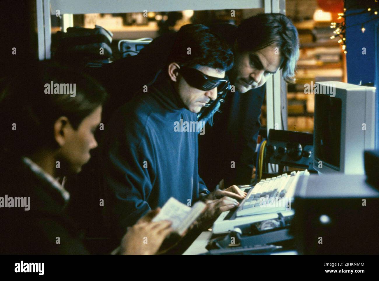 RIVER PHOENIX, David Strathairn, Dan Aykroyd, Sneakers, 1992 Stockfoto