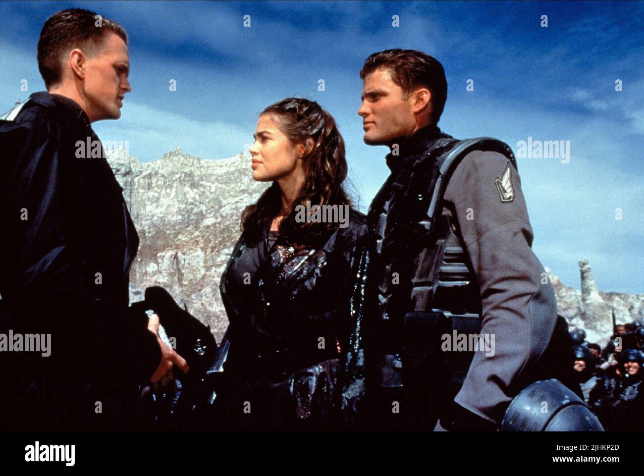 NEIL PATRICK HARRIS, DENISE RICHARDS, Casper Van Dien, Starship Troopers, 1997 Stockfoto