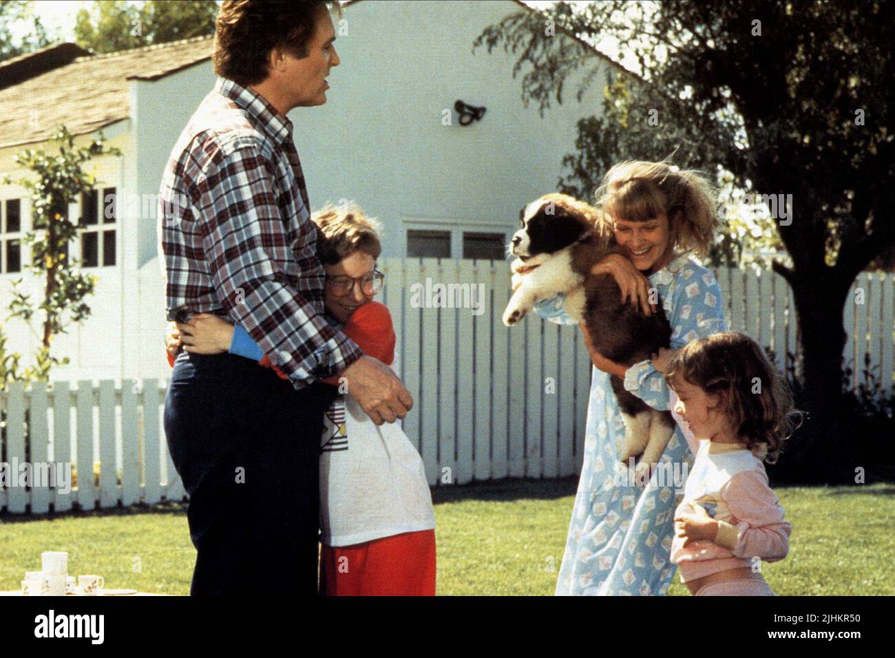NICHOLLE TOM, CHRISTOPHER CASTILE, SARAH ROSE KARR, Charles Grodin, Beethoven, 1992 Stockfoto