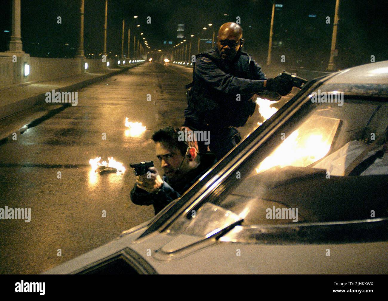 COLIN FARRELL, Samuel L. Jackson, S.W.A.T., 2003 Stockfoto