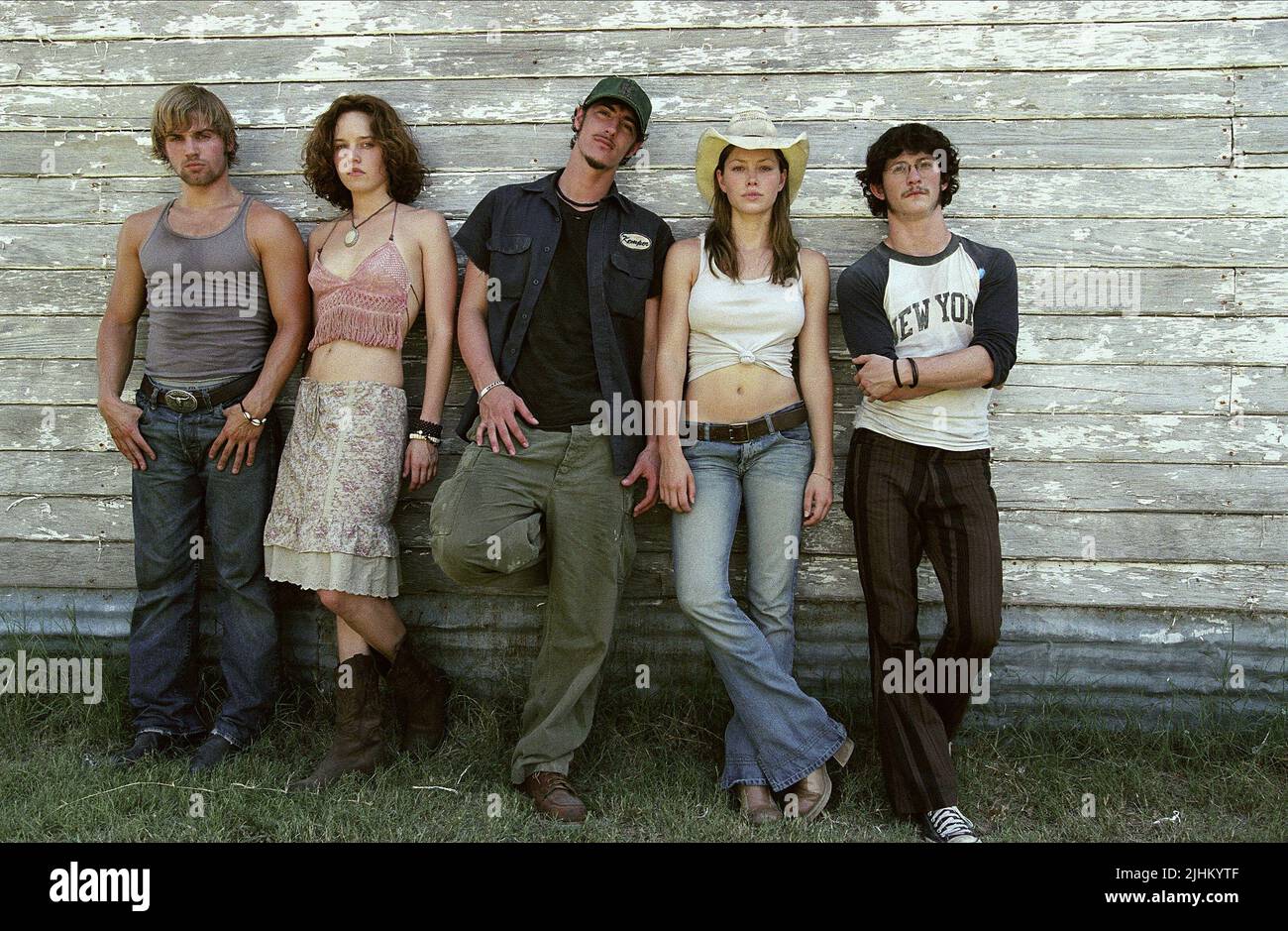 MIKE VOGEL, ERICA LEERHSEN, Eric Balfour, Jessica Biel, ERICA LEERHSEN, das Texas Chainsaw Massacre, 2003 Stockfoto