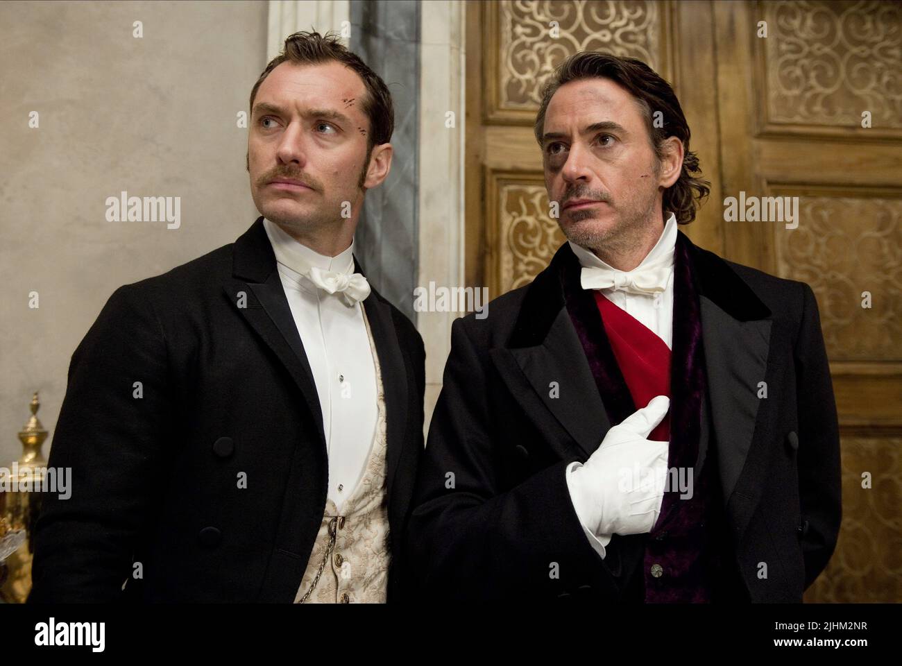 JUDE LAW, Robert Downey jr., SHERLOCK HOLMES: EIN SPIEL DER SCHATTEN, 2011 Stockfoto