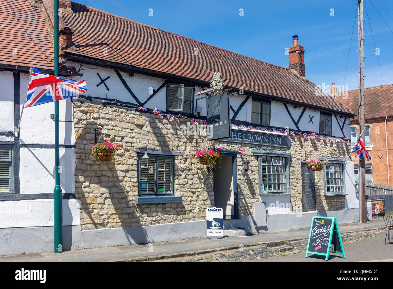 The Crown Inn, Daventry Street, Southam, Warwickshire, England, Vereinigtes Königreich Stockfoto