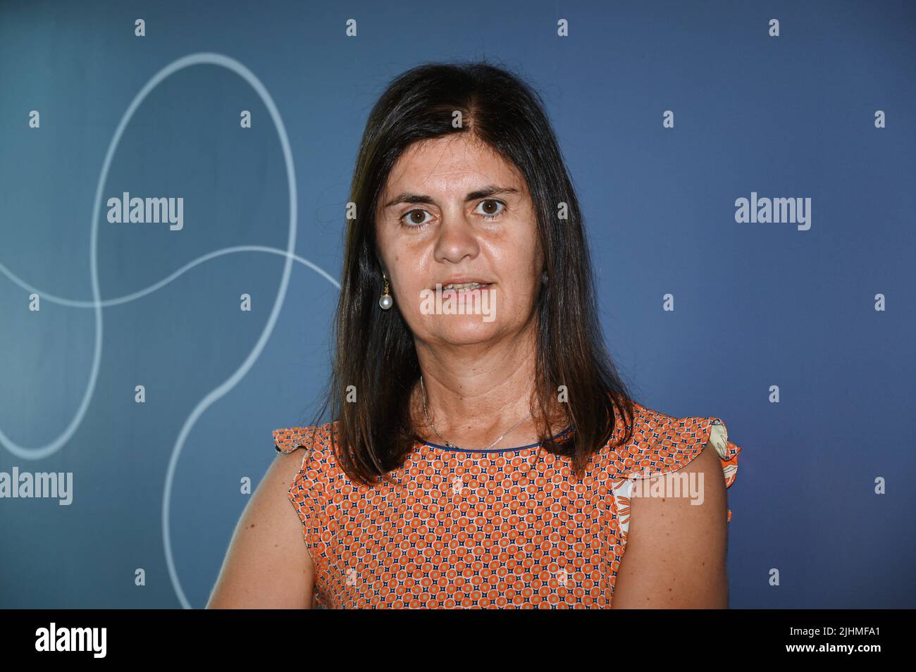 Mailand, Italien Wine Media Conference World Review widmet sich der Kommunikation des Weins in der Lombardei, an der Attilio Fontana Präsident der Region Lombardei, Ratsmitglied Rolfi der Region Lombardei zusammen mit der Präsidentin von Ascovilo Giovanna Prandini und der Journalistin und Autorin Laura Donadoni teilnahmen, In Video-Link von den Vereinigten Staaten Allan Wright Präsident der Wine Media Conference. Die Veranstaltung findet in Desenzano del Garda vom 27. September bis 3. Oktober 2022 in dem Bild: Giovanna Prandini Präsidentin Ascovilo Stockfoto