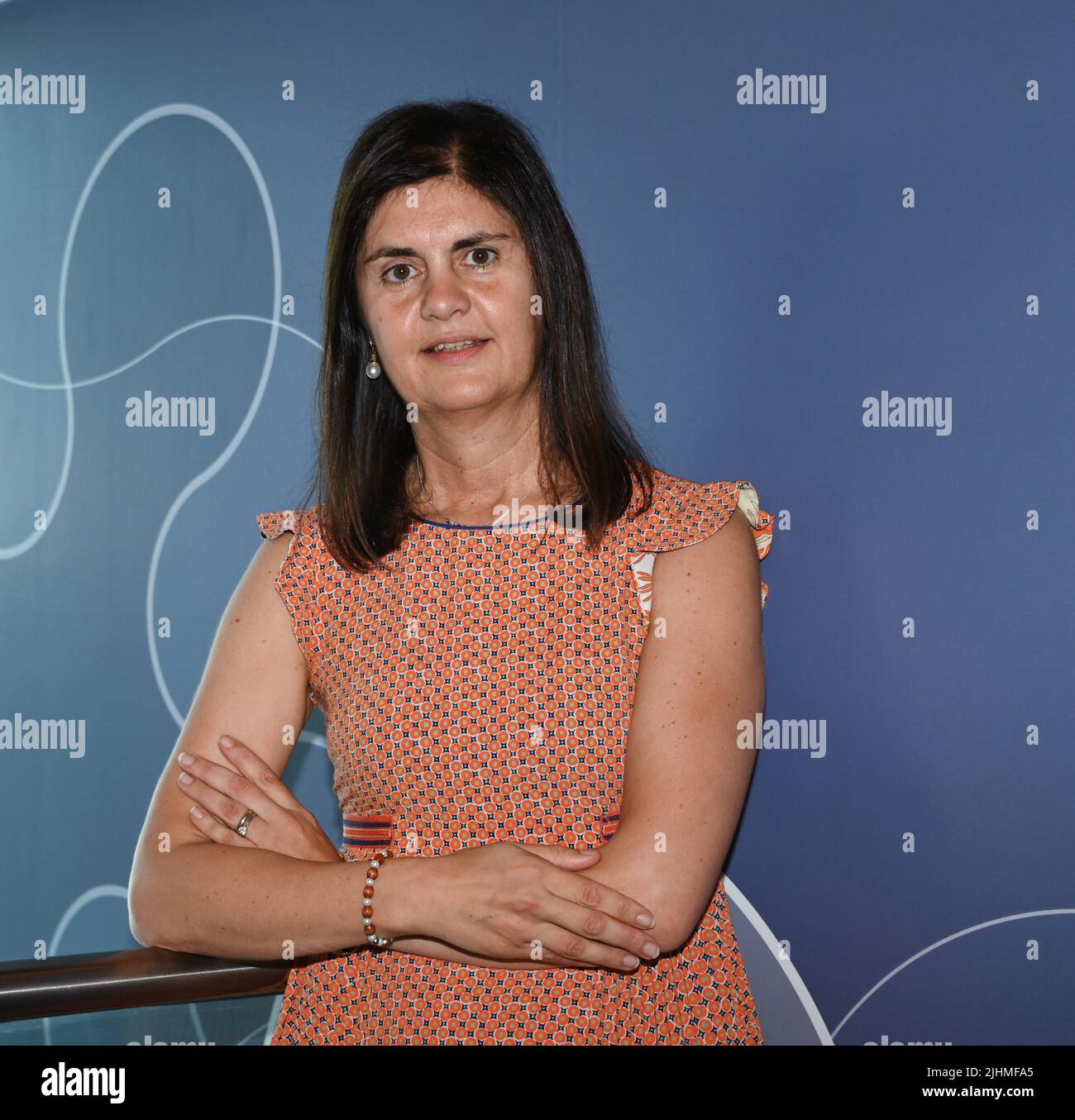 Mailand, Italien Wine Media Conference World Review widmet sich der Kommunikation des Weins in der Lombardei, an der Attilio Fontana Präsident der Region Lombardei, Ratsmitglied Rolfi der Region Lombardei zusammen mit der Präsidentin von Ascovilo Giovanna Prandini und der Journalistin und Autorin Laura Donadoni teilnahmen, In Video-Link von den Vereinigten Staaten Allan Wright Präsident der Wine Media Conference. Die Veranstaltung findet in Desenzano del Garda vom 27. September bis 3. Oktober 2022 in dem Bild: Giovanna Prandini Präsidentin Ascovilo Stockfoto