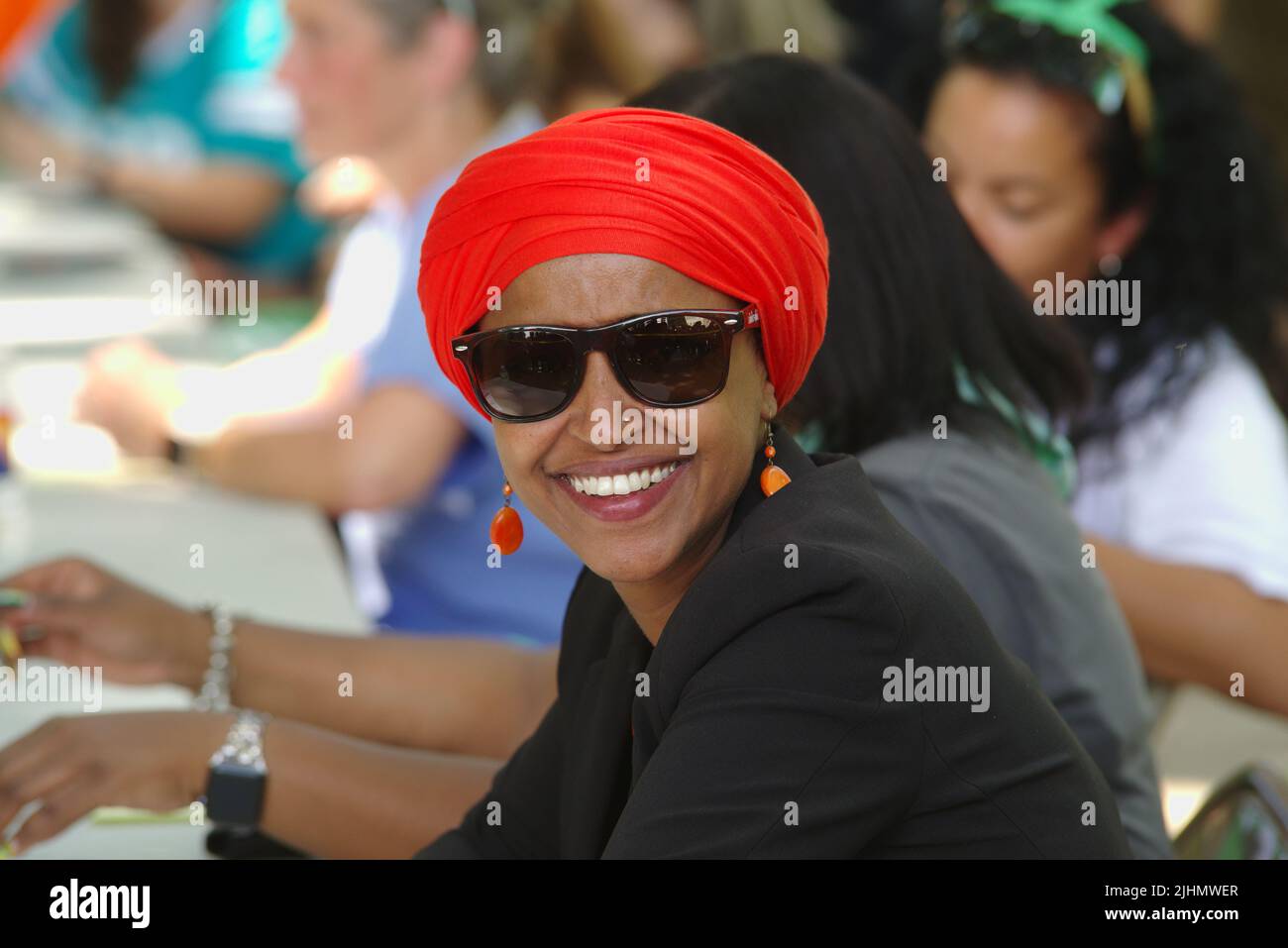 Washington, DC, 19. Juli 2022, US-Rep. Ilhan Omar (D-Minn.) lächelt während eines Abtreibungs-Protests in der Nähe des US-Kapitols. Quelle: Philip Yabut/Alamy Live News Stockfoto