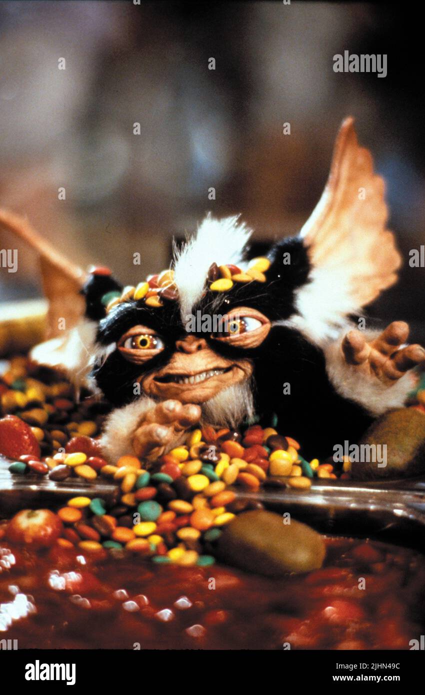 MOGWAI VERWANDELT SICH IN MOHAWK GREMLIN, GREMLINS 2: DIE NEUE CHARGE, 1990 Stockfoto