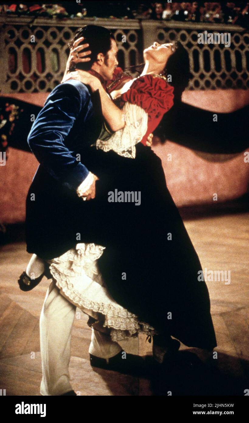 CATHERINE ZETA - JONES, Antonio Banderas, DIE MASKE DES ZORRO, 1998 Stockfoto