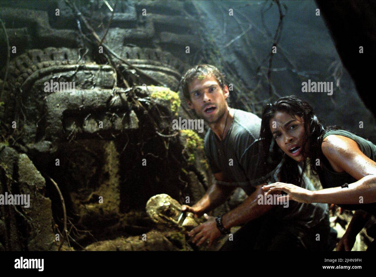 SEANN WILLIAM SCOTT, ROSARIO DAWSON, WILLKOMMEN im Dschungel, 2003 Stockfoto