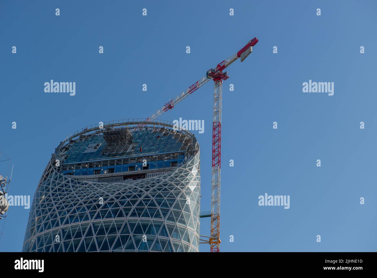 Mailand Italien 29. Juni 2022: Bau des neuen Business Centers, das das städtische Umbauprojekt tatsächlich abschließt Stockfoto