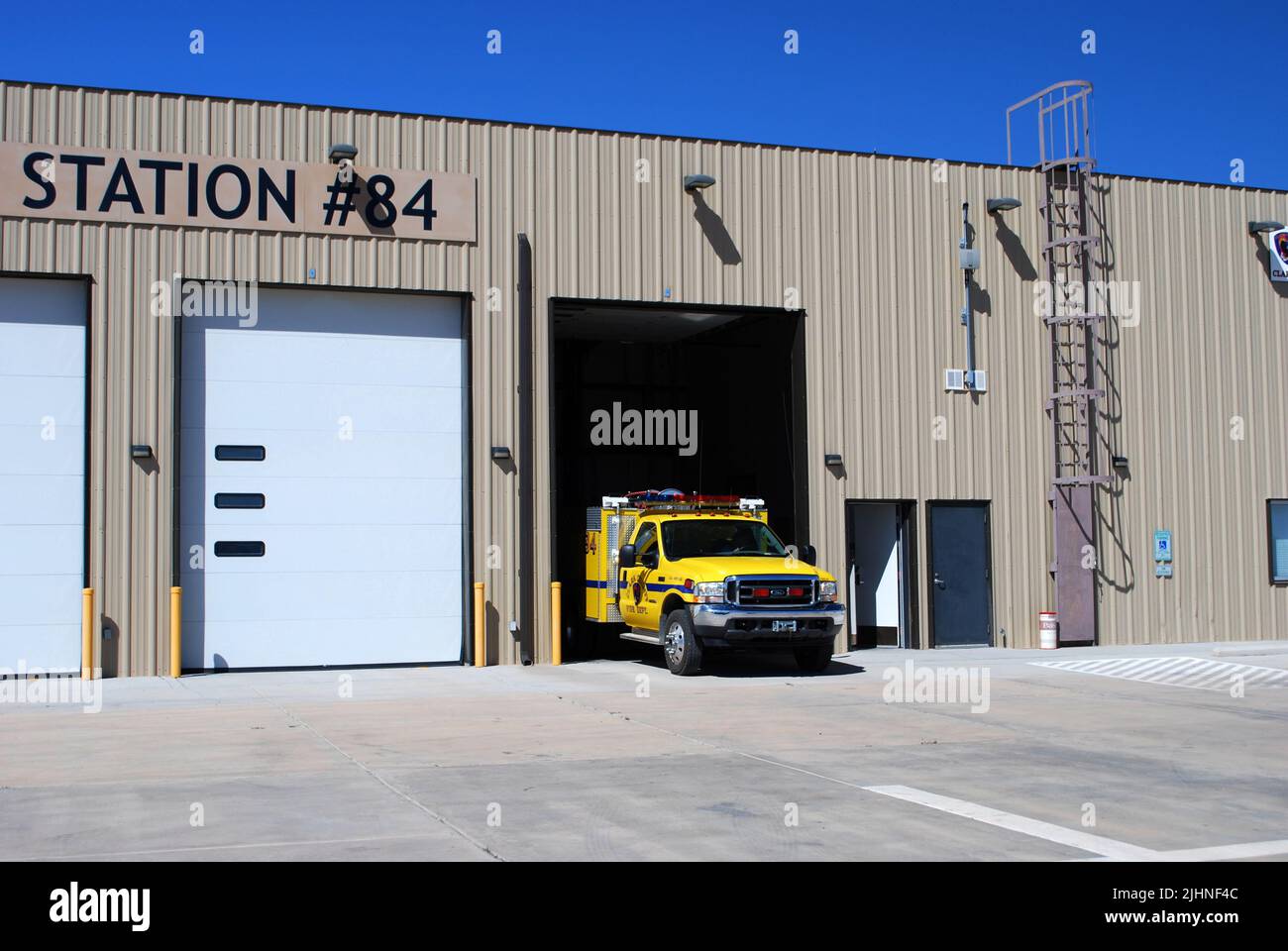 Volunteer fire station Fotos und Bildmaterial in hoher Auflösung Alamy