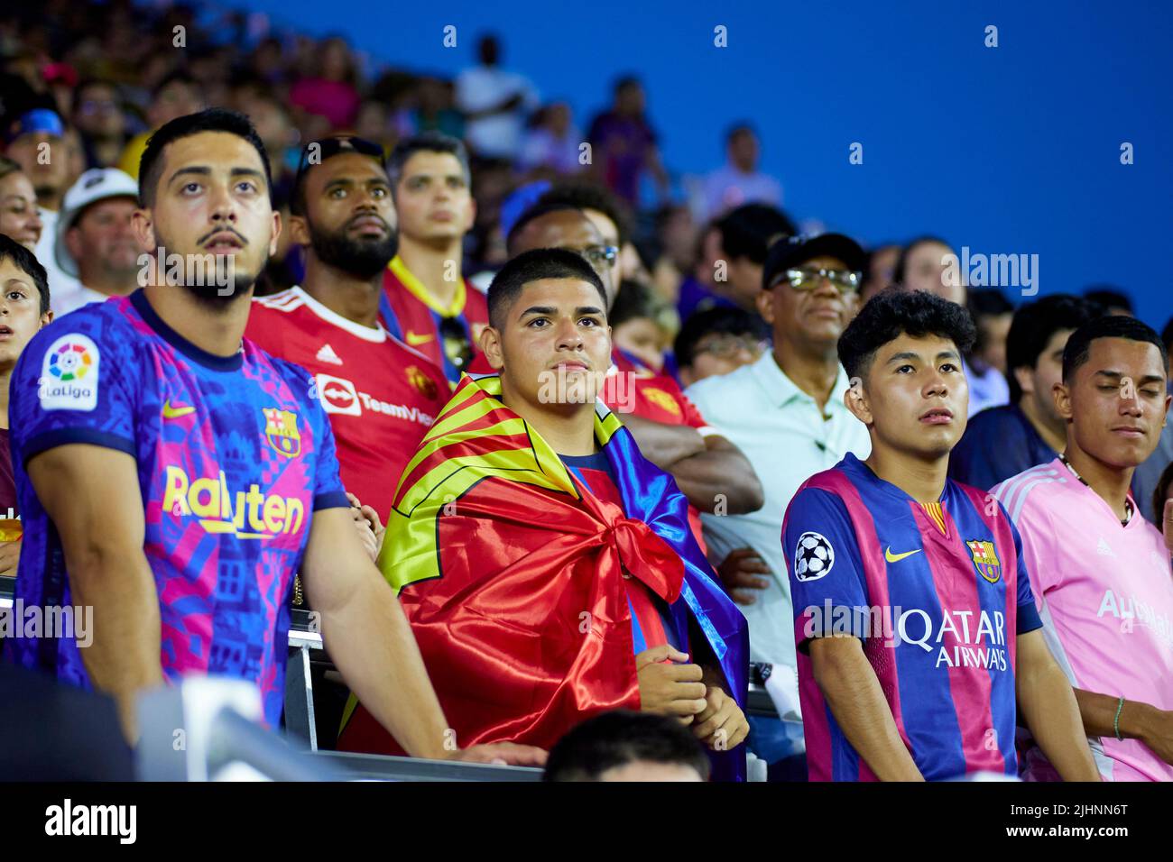 Fort Lauderdale, FL, USA. 19.. Juli 2022. FC Barcelona Fans beim internationalen Freundschaftsspiel zwischen Inter Miami CF und FC Barcelona im DRV Pink Stadium in Florida, USA. Kredit: Yaroslav Sabitov/YES Market Media/Alamy Live Nachrichten Stockfoto