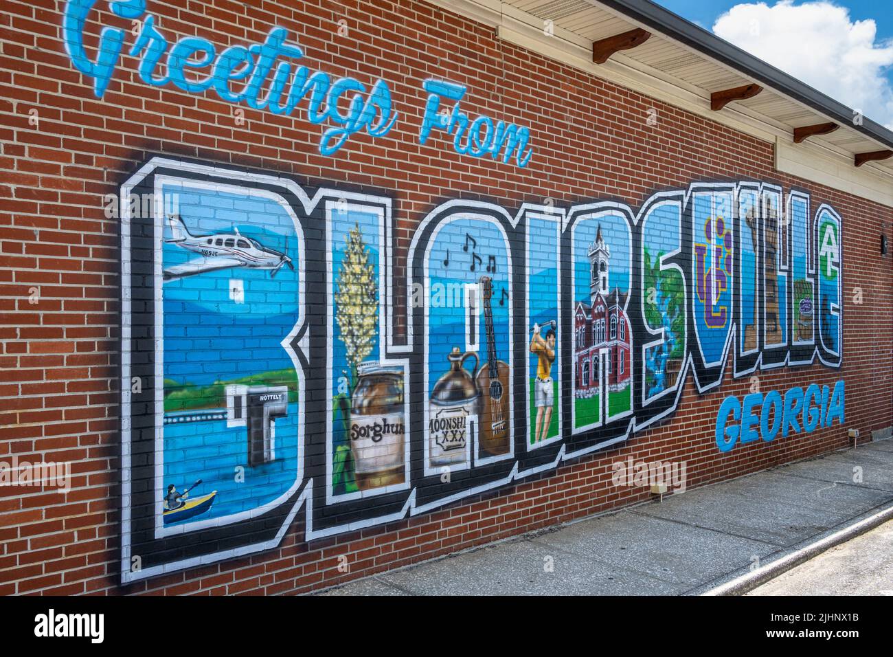 „Greetings from Blairsville Georgia“ malte Wandgemälde auf dem Stadtplatz in Blairsville, Georgia. (USA) Stockfoto
