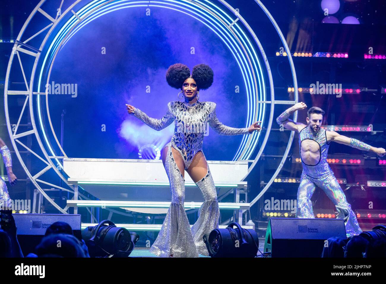 AUSTIN, TX - 19. JULI: Angeria tritt während des RuPaul's Drag Race Werq the World Tour 2022 bei ACL Live am 19. Juli 2022 in Austin, Texas, auf der Bühne auf.(Foto von Maggie Boyd/SipaUSA) Quelle: SIPA USA/Alamy Live News Stockfoto