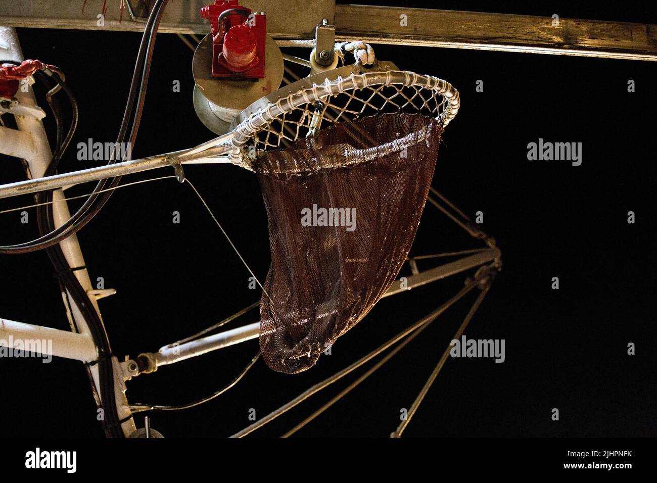 Handnetz auf dem Boot Stockfoto