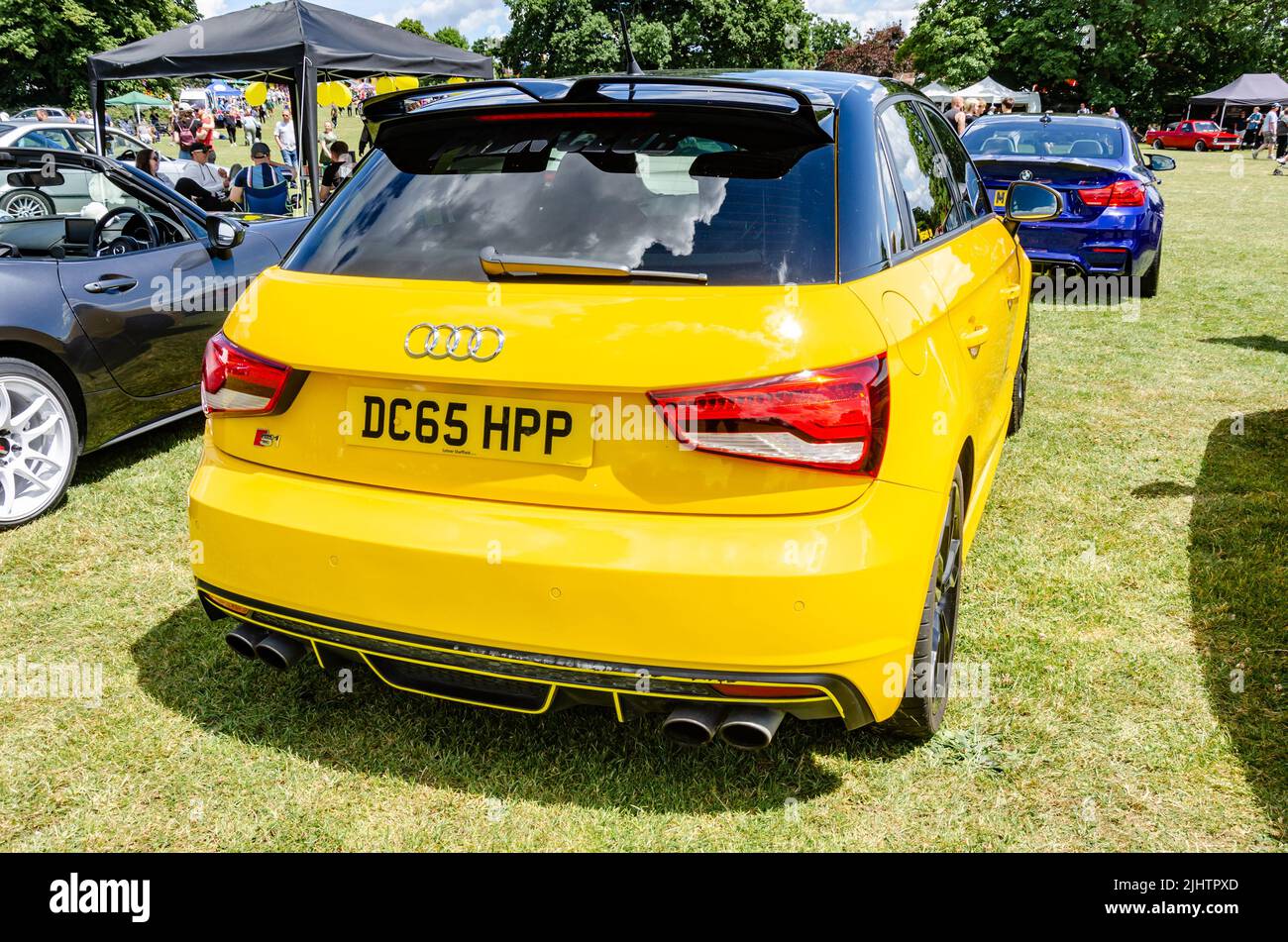 Ein gelber Audi 2016 auf der Motorshow in Reading Stockfoto