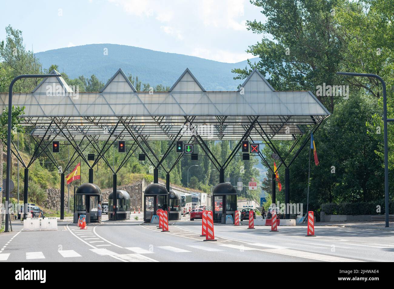 Fraga de Moles, Spanien. 2022 Juli 20 . Hispanic - andorranische Grenze, die die Länder Andorra und Spanien im Sommer 2022 teilt. Stockfoto