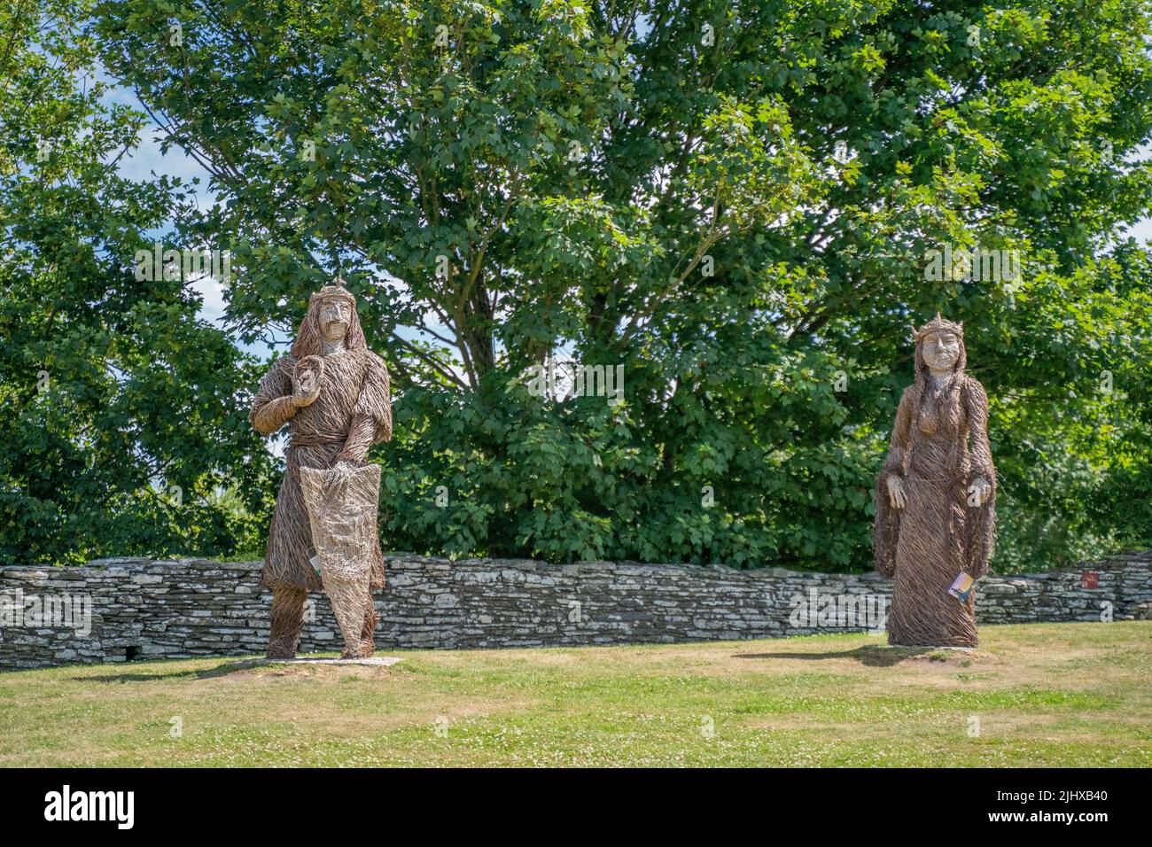 Cilgerran Cardigan Pembrokeshire Wales Großbritannien juli 13 2022 Historische Weidenfiguren Pembrokeshire, Wales, Großbritannien Stockfoto