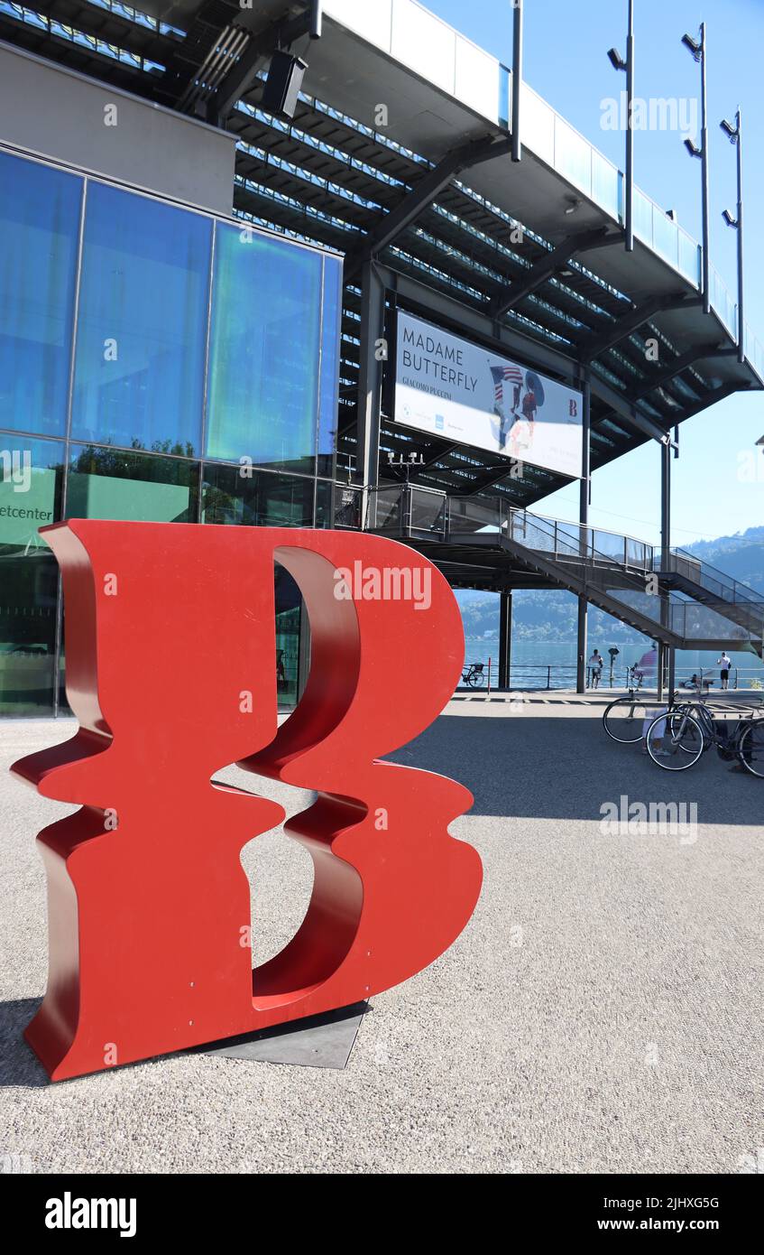 Österreich, Bregenz. Das größte Sea Stage Theater der Welt. Opera Madam ...