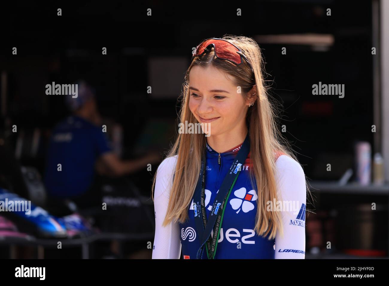 21.. Juli 2022, Circuit Paul Ricard, Le Castellet, Marseille, Frankreich: Französisch F1 Ankunft am Donnerstag: Team FDJ-Radfahrerin Evita Muzic Stockfoto
