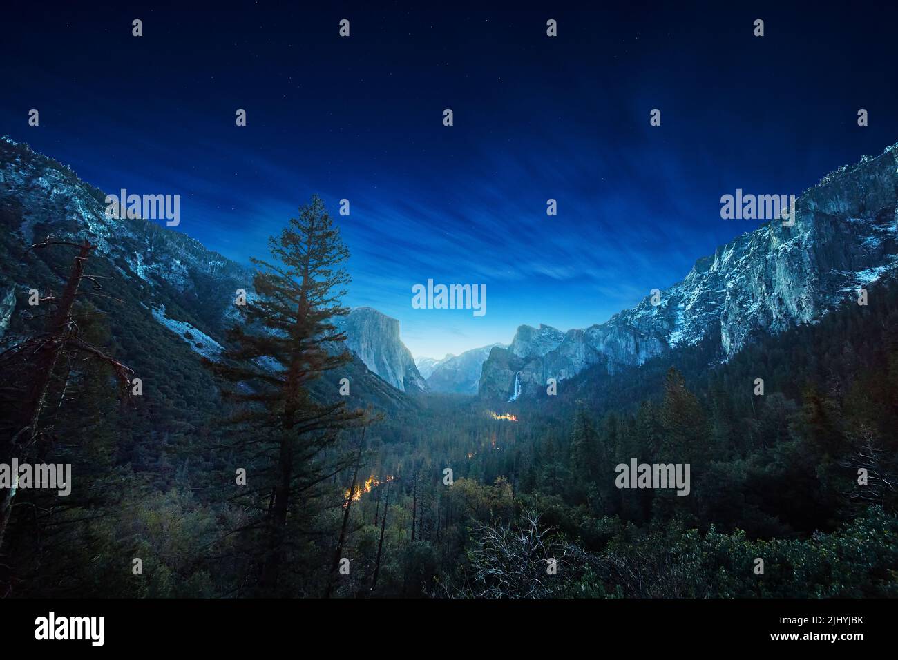 Yosemite vom Tunnel Blick direkt vor Sonnenaufgang mit friedlichen Farben Stockfoto
