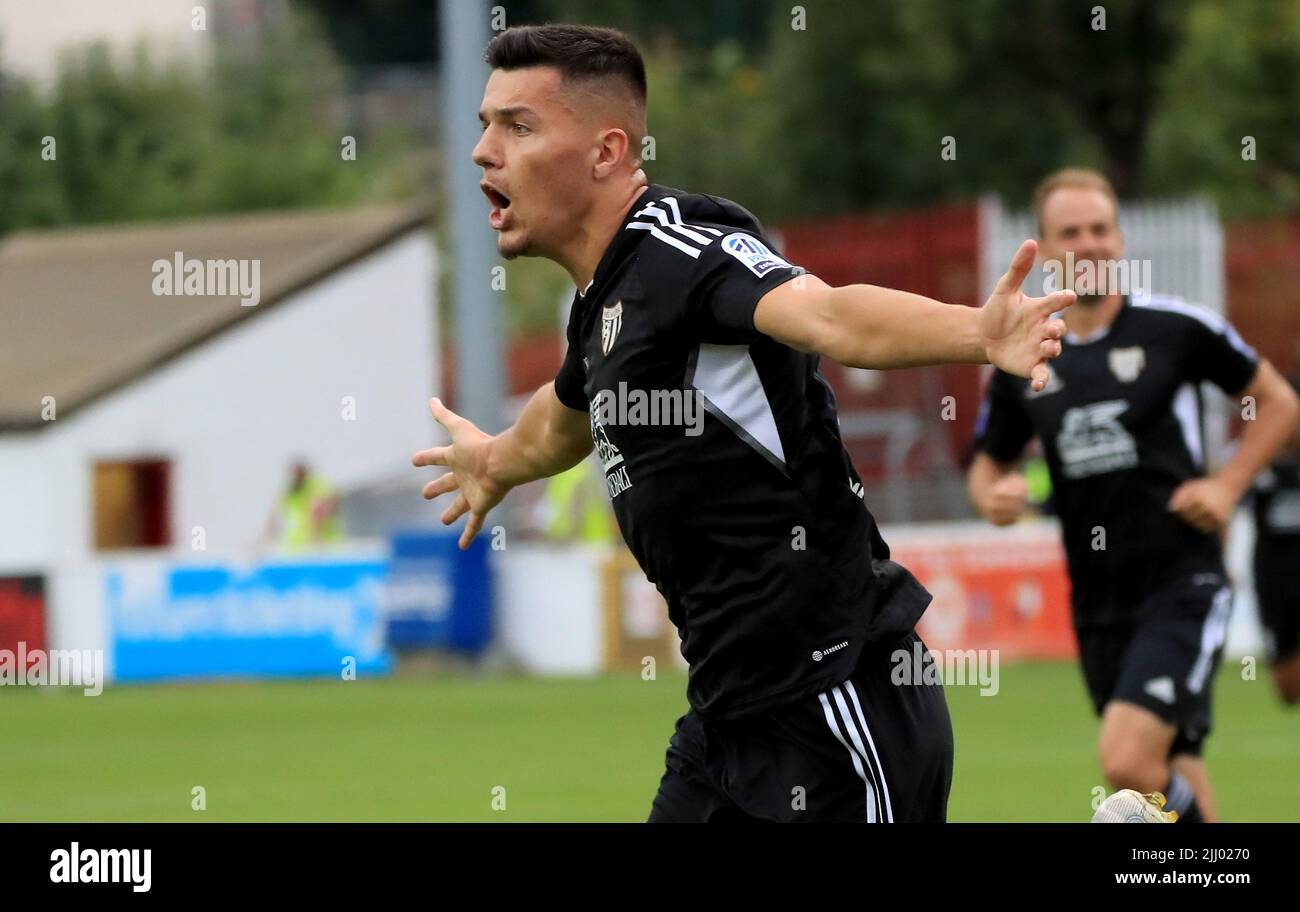 Mirlind Daku von Mura feiert das erste Tor ihrer Mannschaft während der zweiten Qualifikationsrunde im Richmond Park, Dublin, im Rahmen der UEFA Europa Conference League. Bilddatum: Donnerstag, 21. Juli 2022. Stockfoto