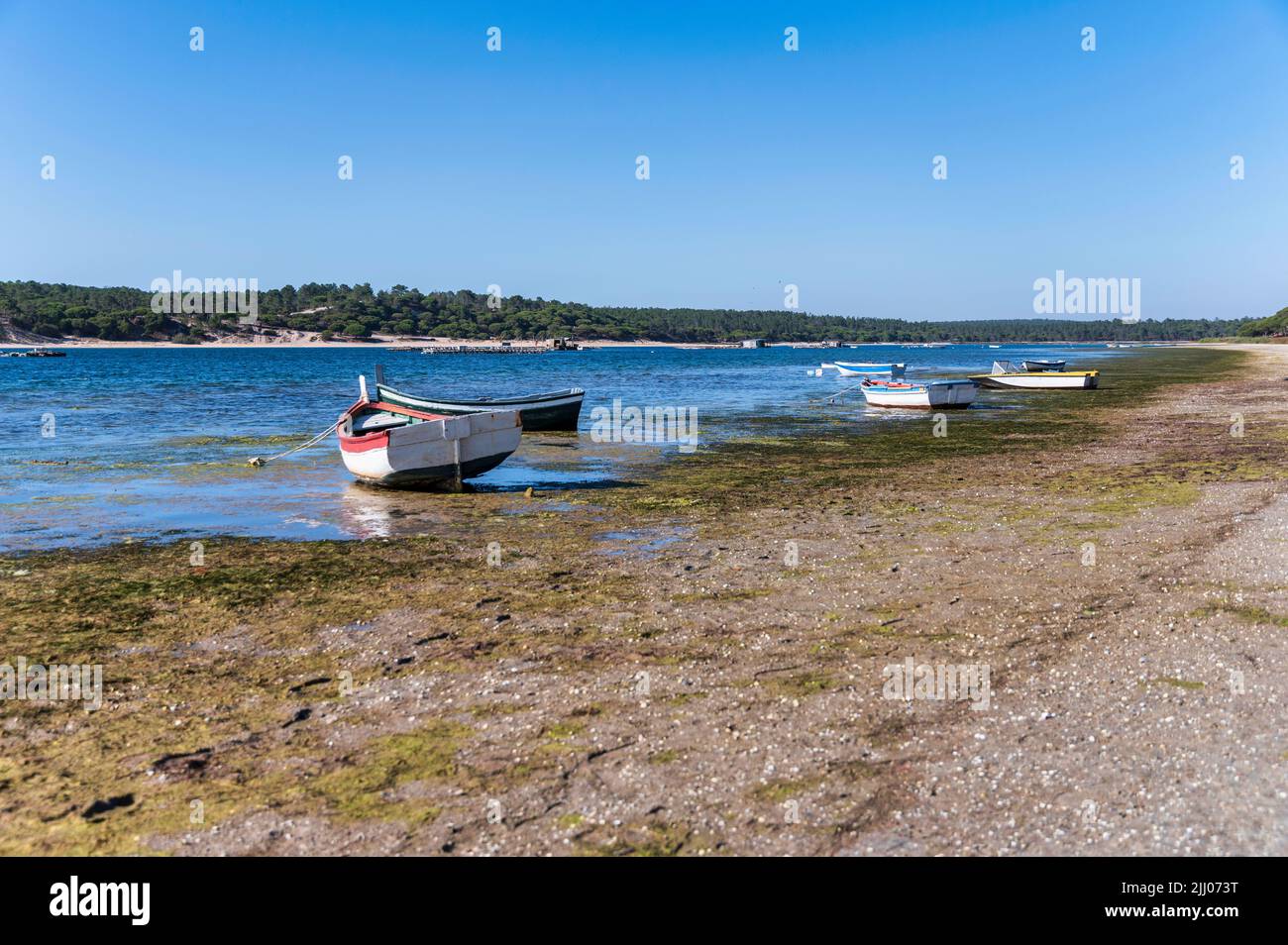 Strand von Lagoa de Albufeira in Sesimbra Portugal. Stockfoto