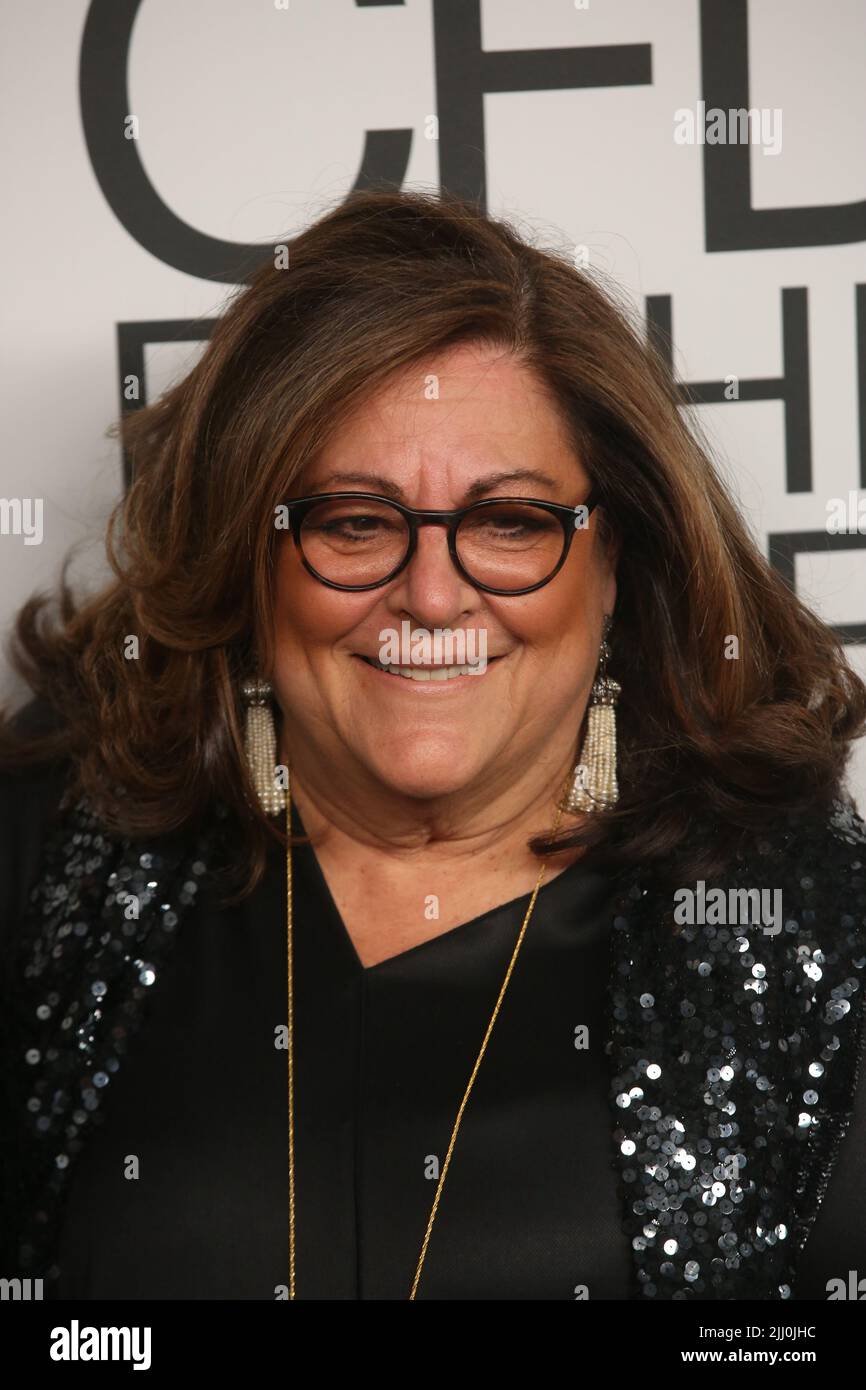 DIE CFDA Fashion Awards 2021, veranstaltet von Emily Blunt, ehren Zendaya, Anya Taylor-Joy, Dapper Dan, Aurora James Rebecca Goodstein, Nina Garcia, Sara Schiff und Yeohlee am POOL + THE GRILL mit: Fern Mallis wo: New York, New York, USA Wann: 11 Nov 2021 Credit: Derrick Salters/WENN Stockfoto