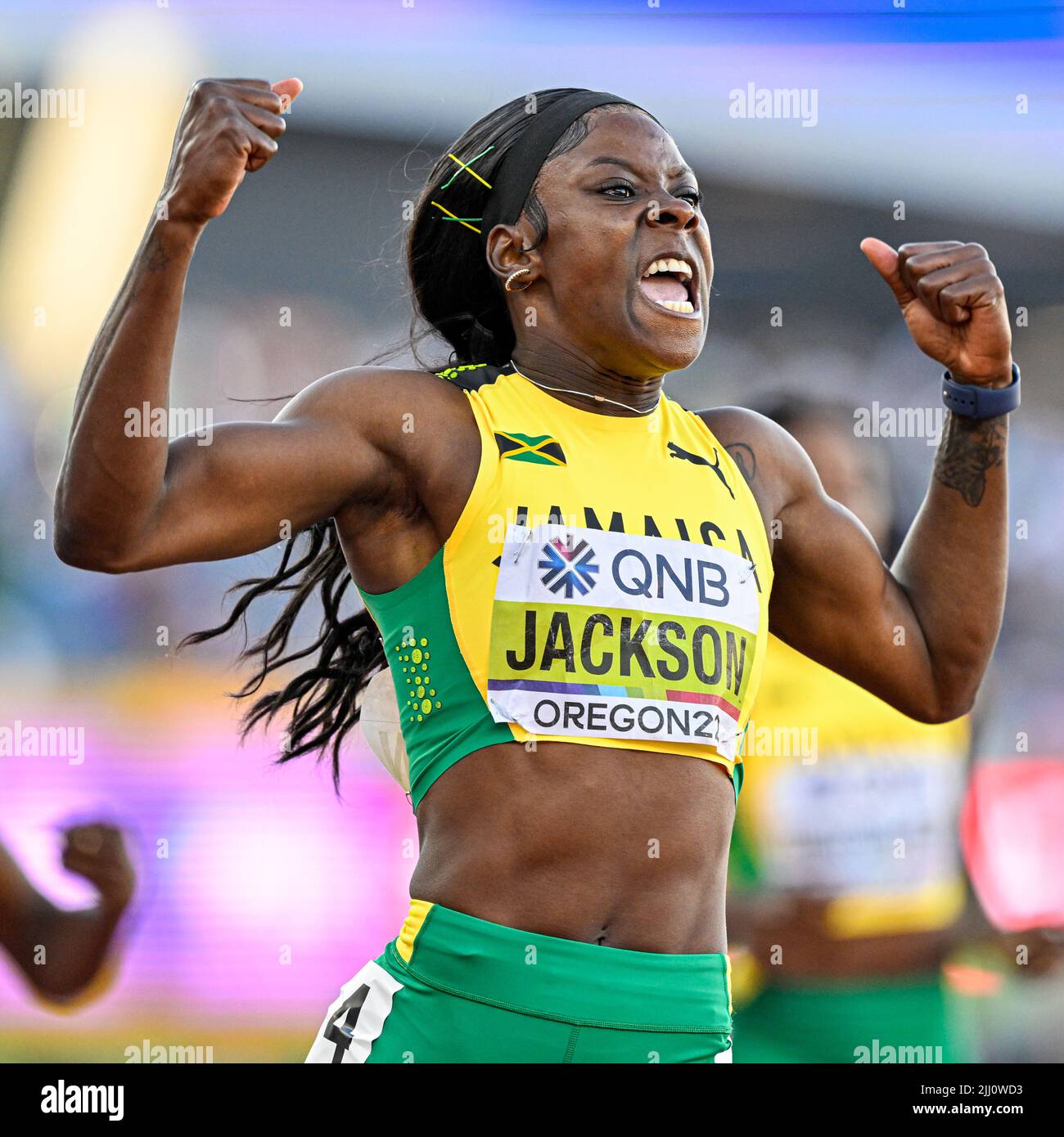 EUGENE, USA - 21. JULI: Shericka Jackson aus Jamaika tritt während der Leichtathletik-Weltmeisterschaften am 21. Juli 2022 in Eugene, USA, an der 200m der Frauen an (Foto: Andy Astfalck/BSR Agency) Atletiekunie Stockfoto