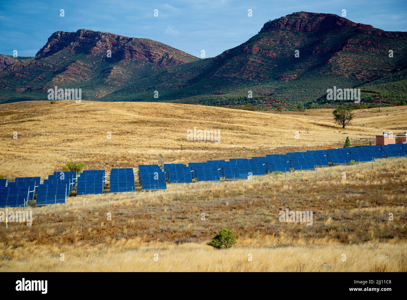 Solarkraftwerk im Outback Stockfoto