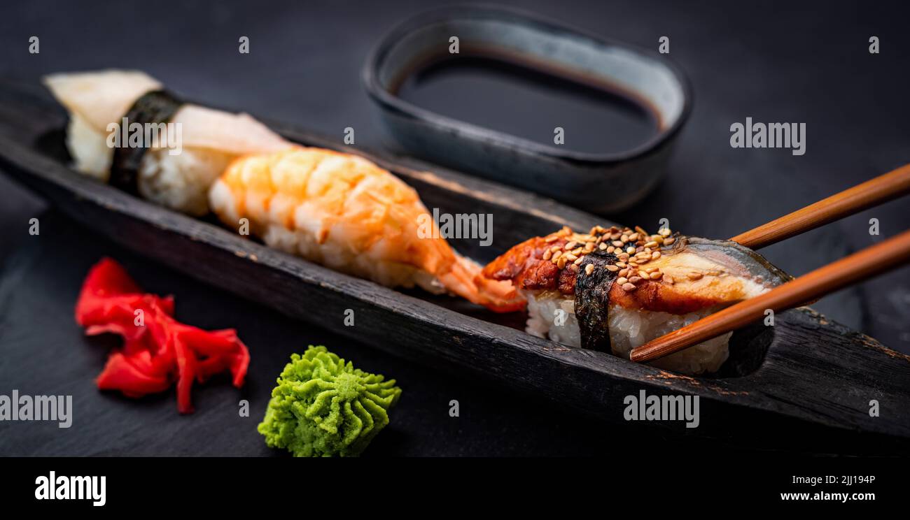 Sushi-Sashimi-Set aus der Nähe Stockfoto
