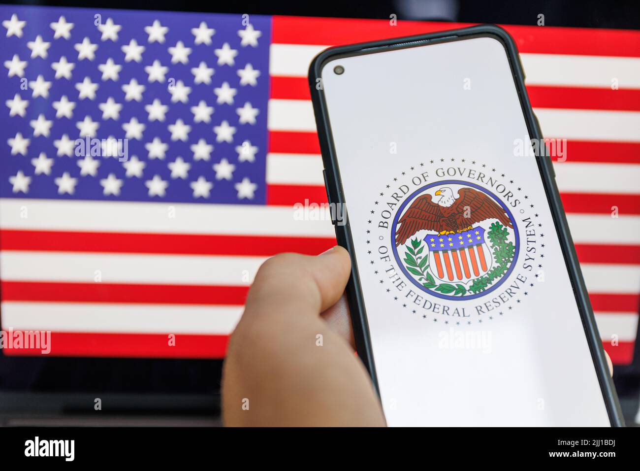 FED-Logo auf dem Bildschirm. Das Federal Reserve System ist das Zentralbanksystem der Vereinigten Staaten von Amerika. Stockfoto