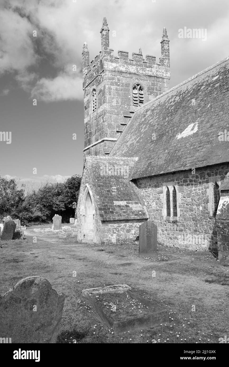 Außenansicht der St. Grade Parish Church (denkmalgeschützte Stufe 1), The Lizard, Cornwall Stockfoto