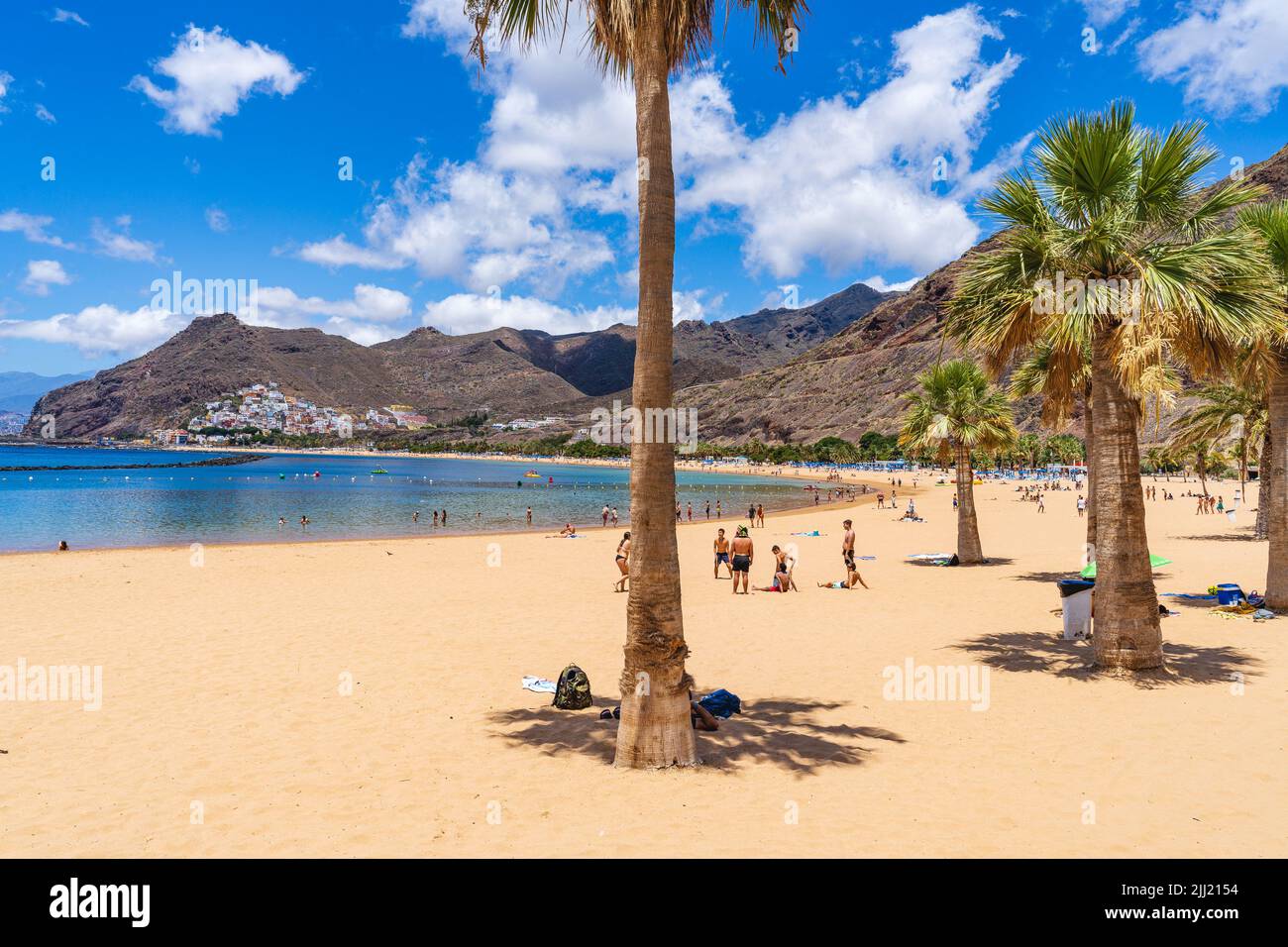 Santa Cruz, Teneriffa, 24. Juni 2022. Playa de las Teresitas in Santa Cruz de Teneriffa, Kanarische Inseln. Stockfoto