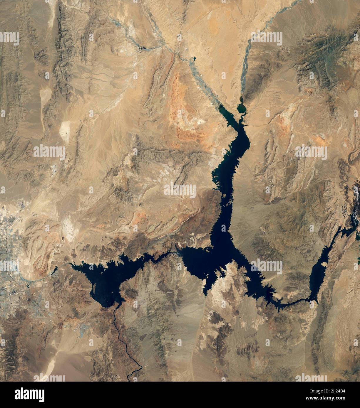 NASA-Satellitenbilder zeigen sinkende Wasserstände im Lake Mead im Jahr 2000. (NASA ) Stockfoto