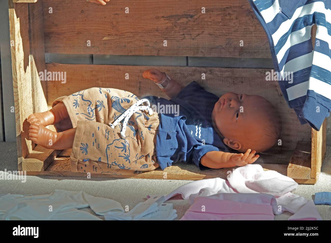  Foto zu Echt wie eine puppe -Fotos und -Bildmaterial in hoher Auflösung – Alamy 