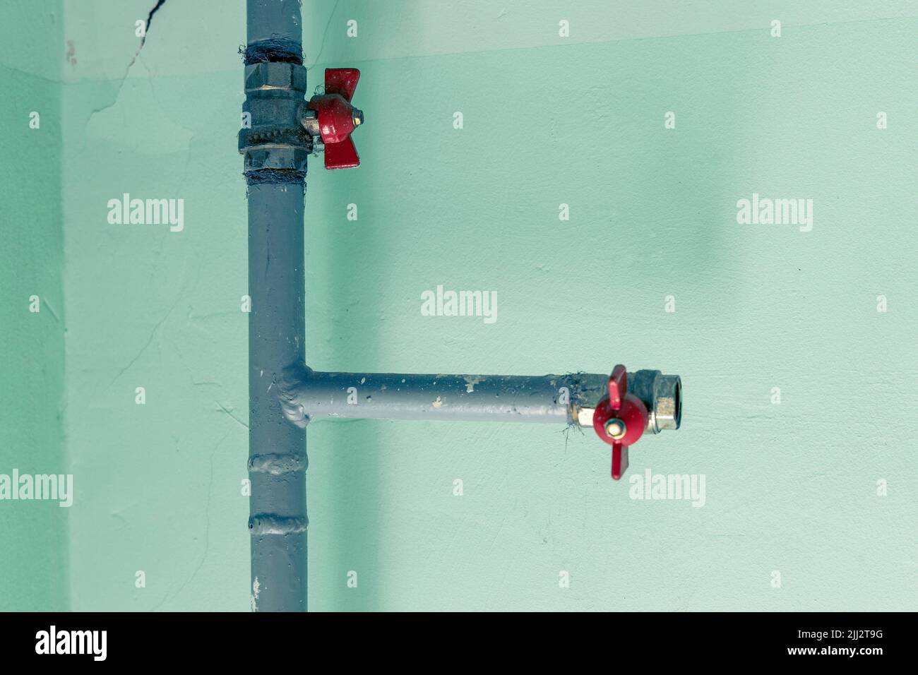 Rohr und armaturen -Fotos und -Bildmaterial in hoher Auflösung – Alamy