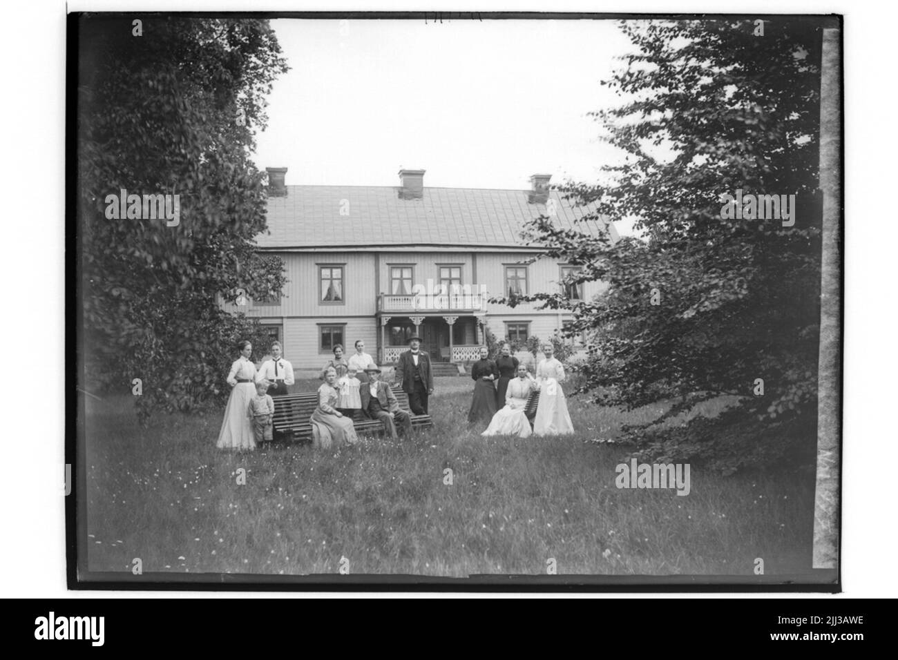 Zweistöckiges Herrenhaus, 13 Personen. Mark's Konstruktion. Stockfoto