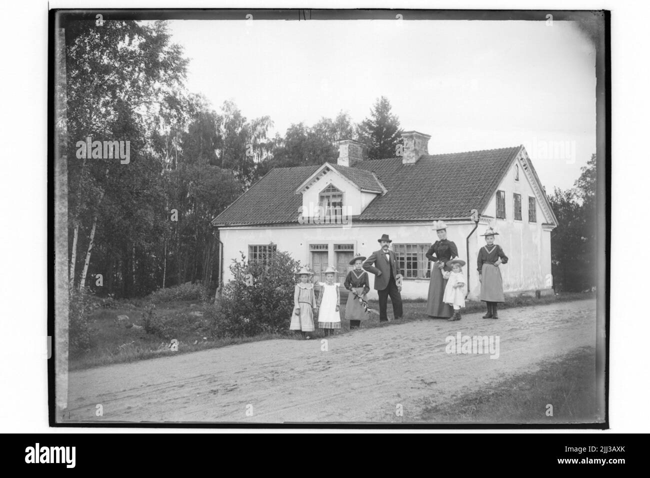 Wohngebäude, Familie, 7 Personen. D. Leander. Stockfoto