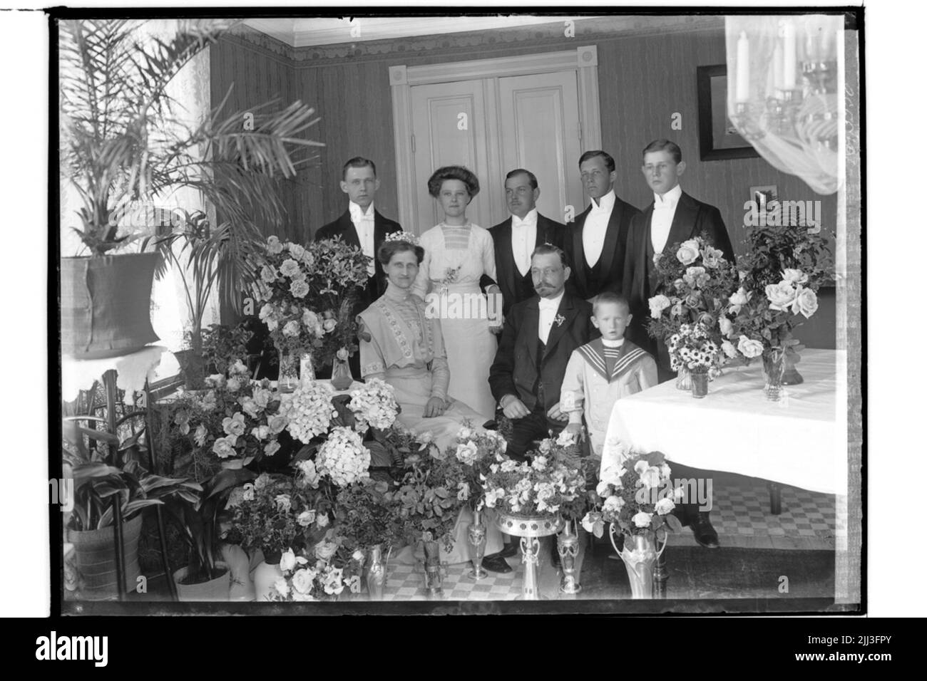 Silberhochzeit, 8 Personen.Pastor e.f. Holmstrand Stockfoto