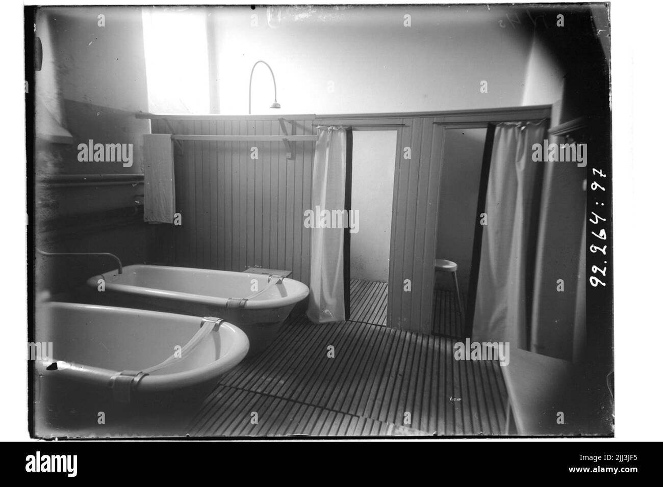 Sanatorium von Hålahult, Badezimmer für weibliche Patienten Stockfoto
