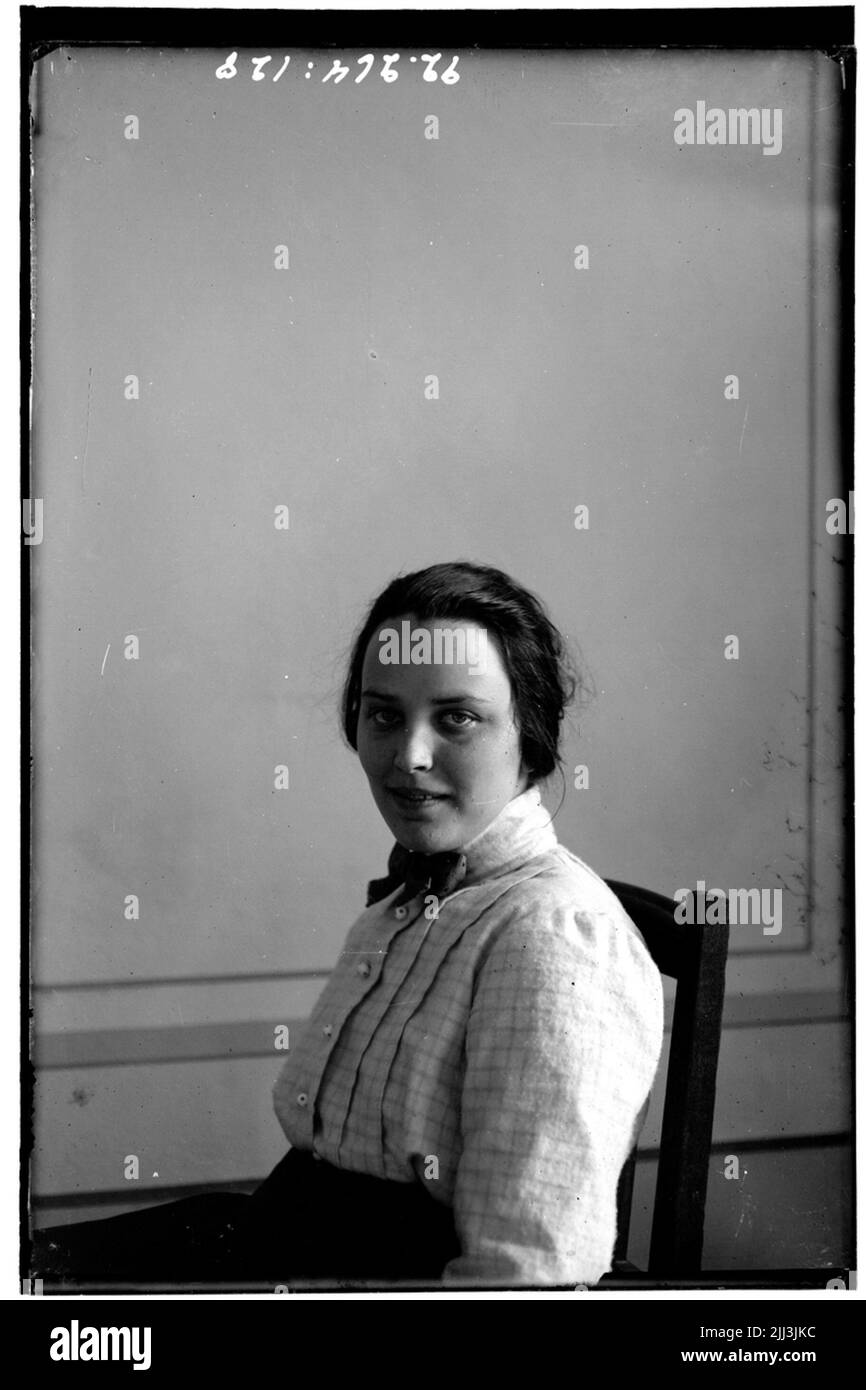 Hålahult Sanatorium, innen, Porträt dieselbe Frau wie Bild Nr. LTM-92-264-128 im Profil stecken geblieben Stockfoto