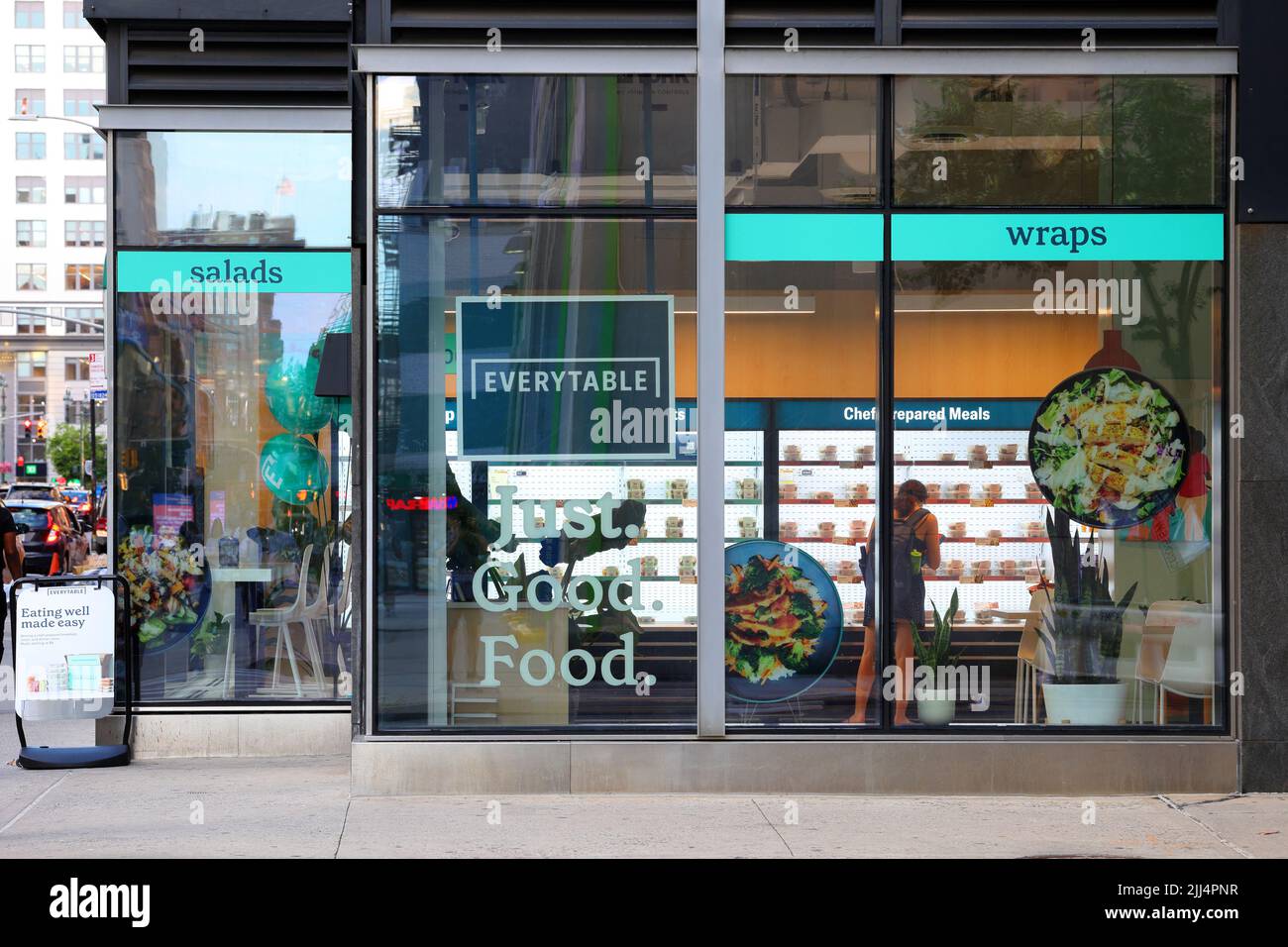 Everytable, 364 8. Ave, New York, NYC Schaufenster Foto von einem Grab and go zubereiteten Essen Service mit einer sozialen Mission Stockfoto