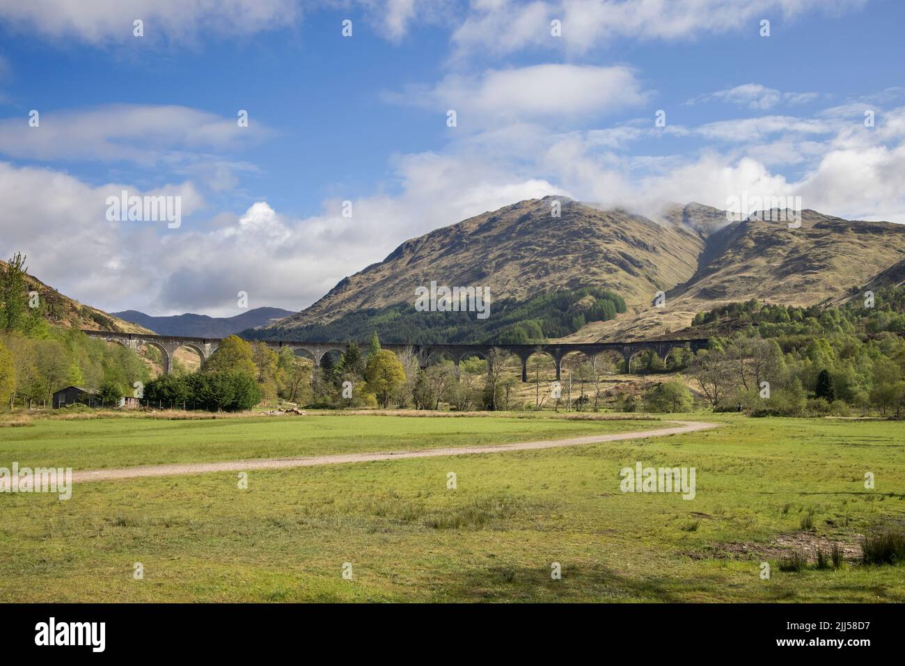 Das glenfinnan Viadukt wurde in harry Potter Filmen bekannt gemacht glenfinnan schottland Stockfoto