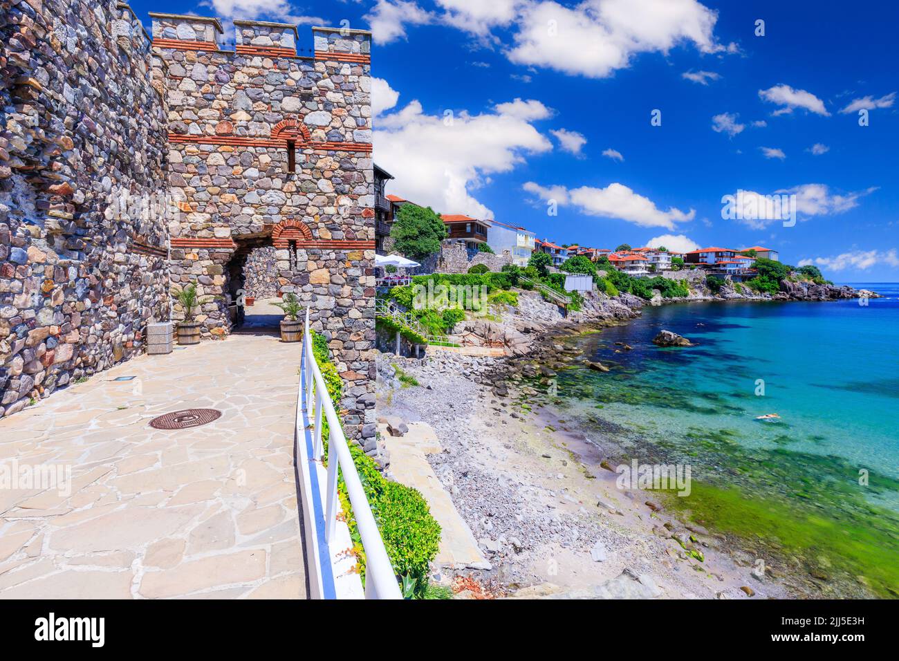 Sozopol, Bulgarien. Festungsmauern der mittelalterlichen Stadt. Schwarzmeerküste, Provinz Burgas.Festungsmauern Stockfoto