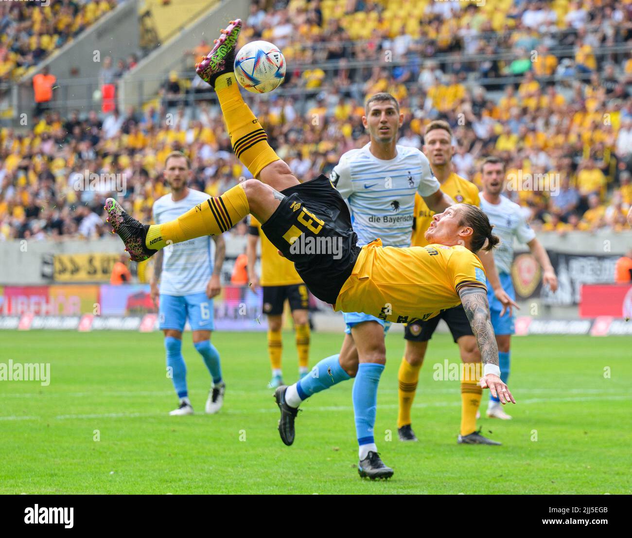 SG Dynamo Dresden vs. 1860 München - Rudolf-Harbig-Stadion