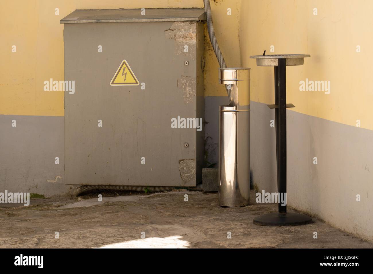 Elektrische Energiekabel Paneelausrüstung Dolly industrielle Steuerung Elektrizitätsindustrie, von Abschirmtransformator für Kabel von Box-Linie, System Stockfoto