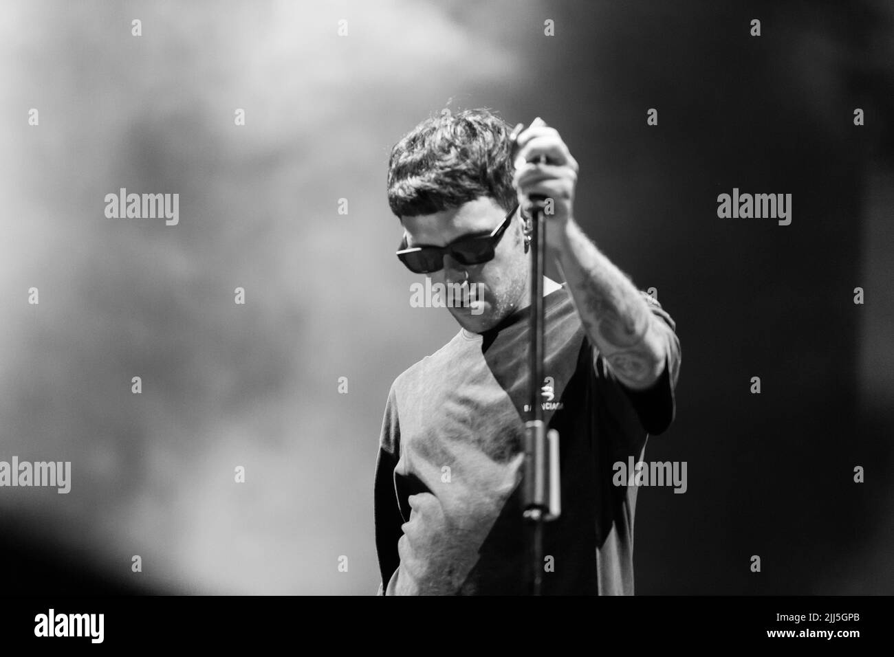Rock in Roma, Rom, Italien, 22. Juli 2022, Gazzelle singt auf der Bühne während des Gazzelle - Musikkonzerts der italienischen Sängerin Stockfoto