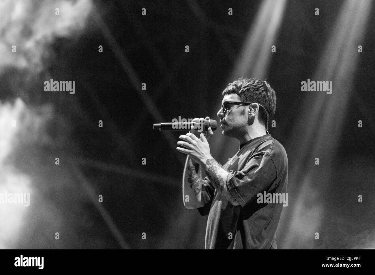 Rock in Roma, Rom, Italien, 22. Juli 2022, Gazzelle singt auf der Bühne während des Gazzelle - Musikkonzerts der italienischen Sängerin Stockfoto