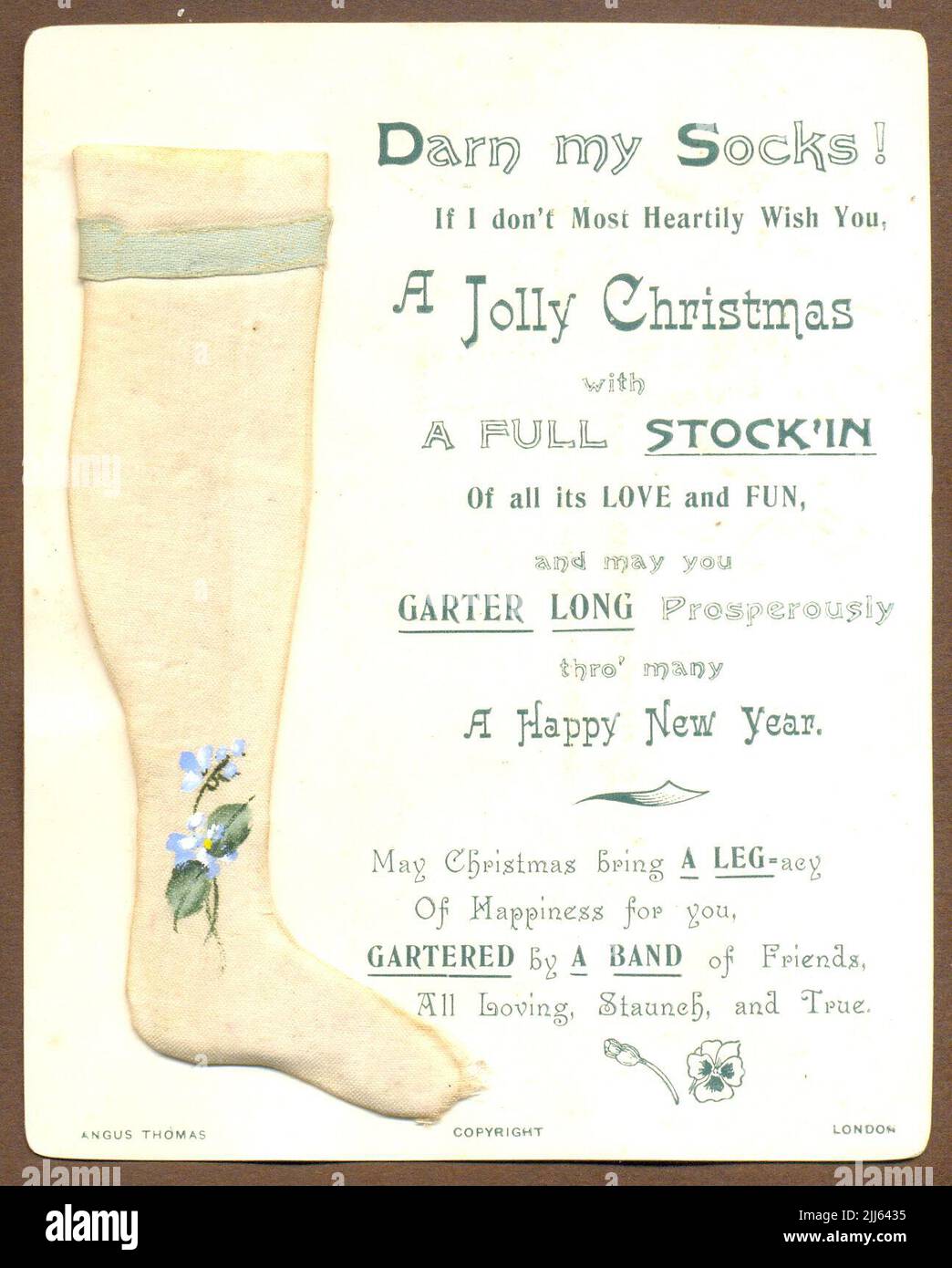Lithographierte Weihnachtskarte mit Seidenstrumpf auf Laie mit handgemaltem Vergissmeinnicht veröffentlicht von Angus Thomas um 1895 Stockfoto